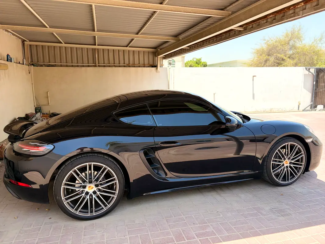 Porsche 718 2018 — photo 1 of 11