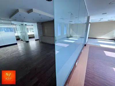 SPECIAL OFFER !! BRIGHT & SPACIOUS OFFICE FOR RENT IN AL MURAQABAT | CHILLER & DEWA FREE