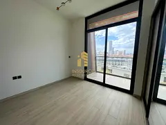 Fully Furnished | Community View | Ready To Move