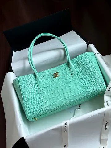 Chanel Mint Green Quilted Leather Tote Bag with Gold CC Turn-Lock