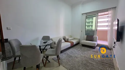 Fully Furnished, next to Metro