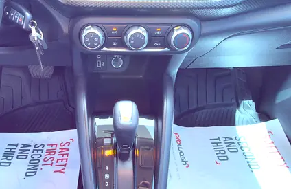 2024 Nissan KICKS 缩略图 15
