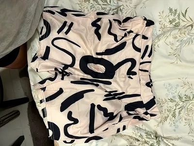Lightweight patterned womens shorts and top set good condition