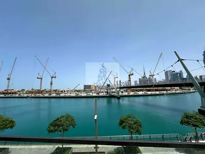 Waterfront Living | Luxury 2 bed + maid | Canal View