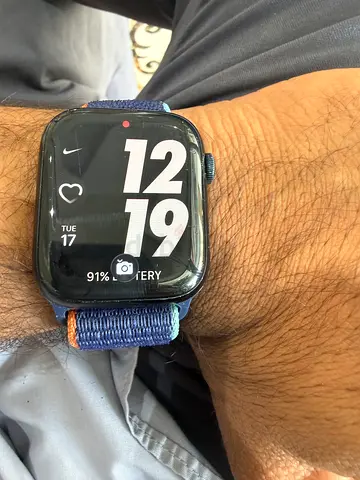 Apple Watch Nike Series 9 (45mm) with Nylon Sport Loop