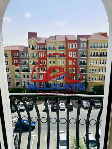 HOT DEAL || 2BR FOR SALE || WELL MAINTAINED || CLOSED TO METRO STATION ||