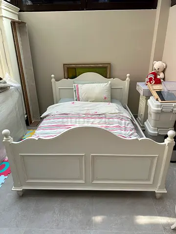 French Style Bed