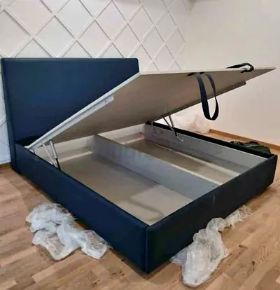 New King size Hydrolic storage bed frame with Mattress Available