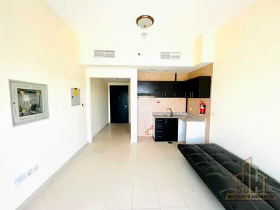 SLEEK & MODERN | PRIME LOCATION | MOVE-IN READY