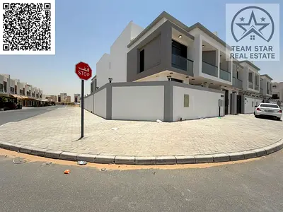 Corner villa for rent in Al Bahia - 6 master bedrooms + roof - prime location - AED 115,000