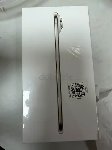آيفون إير 256 جيجابايت ذهبى فاتح 5G (eSim فقط) مع فيس تايم - نسخة الشرق الأوسط