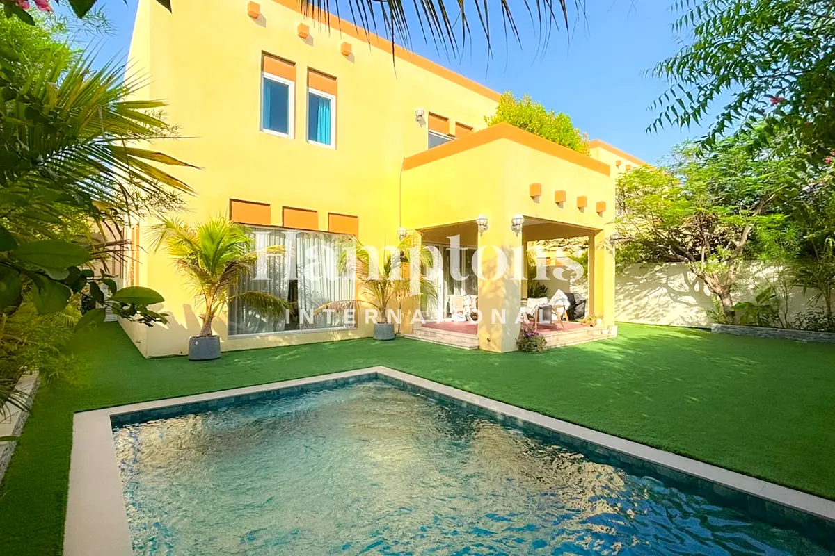 Spacious 3-Bedroom Family Villa in Jumeirah Park