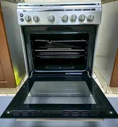 Used freestanding gas oven and stove - good working condition