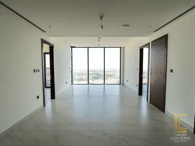 2 PARKINGS | UNFURNISHED | BRAND NEW 3 BED |VACANT
