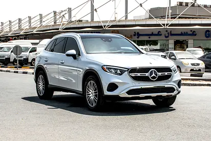 2025 GLC 300 | Clean Title | Clean Carfax | Luxury SUV