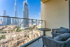 Elegant 2BR | Burj Khalifa View | Downtown