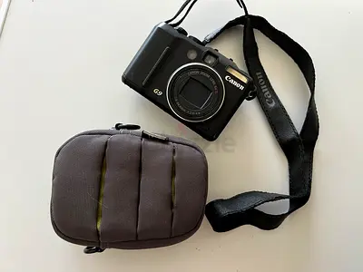 Vintage Canon G9 Compact Digital Camera with Carry Case, Battery, Charger - works beautifully