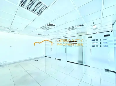 Bright unit | 3 parkings | High Floor | Spacious | Near Metro | Pantry/Washroom