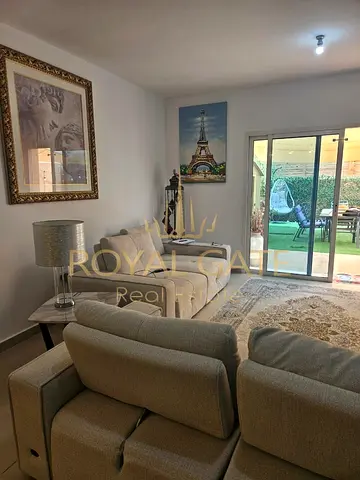Private Garden | Double Row | Family Living