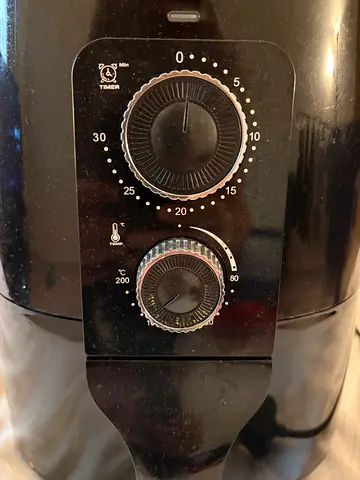 Used Black Air Fryer with Mechanical Dials