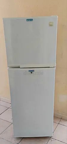 Daewoo brand medium 220 refrigerator