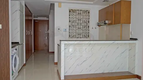 Brigh & Spacious | Semi Furnished | Ready to Move
