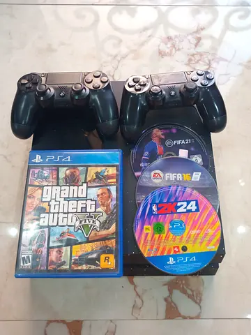 PS4