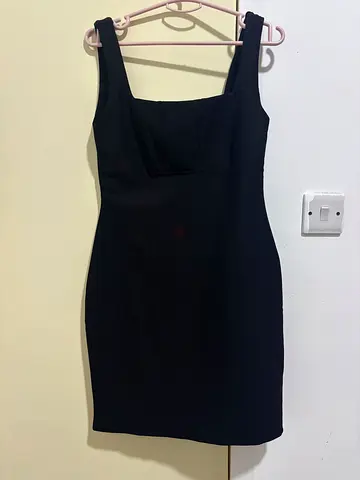 Classic Sleeveless Black Mini Dress