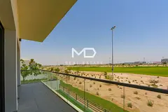 Single Row| Corner Unit| Large Plot| Prime Area