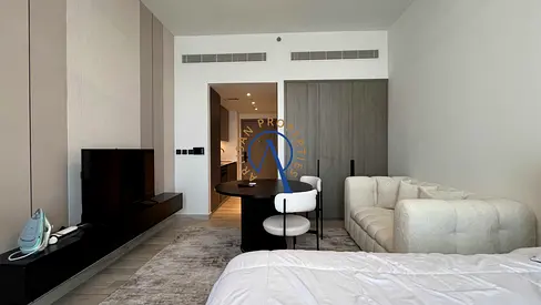 POOL VIEW | BRANDNEW BUILDING | EXCLUSIVE UNIT