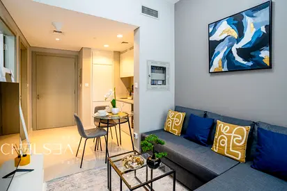 NEAR TO METRO | POOL VIEW | MULTIPLE OPTIONS