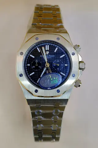 AP chrono quartz U1 super
