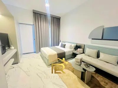 FULLY FURNISHED | READY TO MOVE| BIG LAYOUT