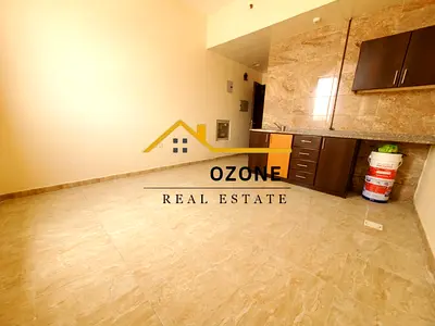 Spacious studio Modern Living and prime Location