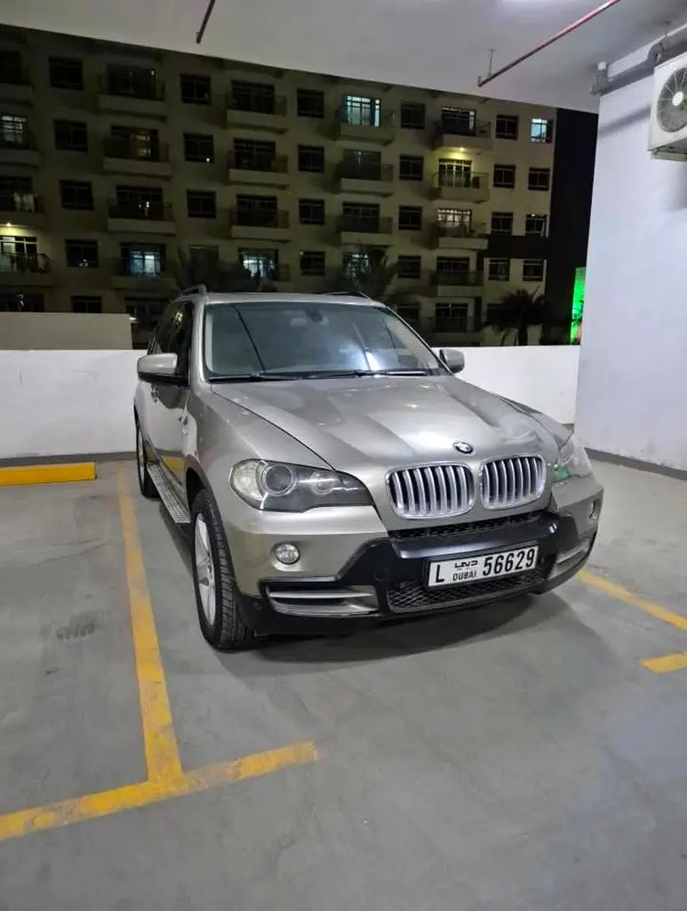 BMW X5 2008 — photo 1 of 10