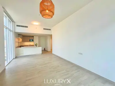 Belgravia 3 by Ellington | Best in JVC