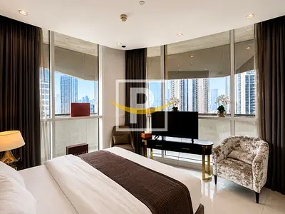 Bright &amp; Elegant Home | Furnished | City Views