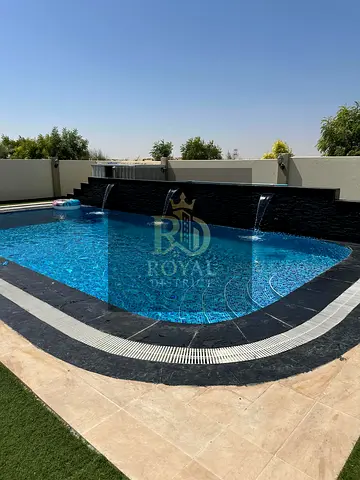 سكن عائلي فيلا 6 غرف+ غرفة خادمة بأرقي مناطق الشارقة | مسبح كبير | جاهزة للسكن الفوري | مجتمع مغلق | خصوصية تامة