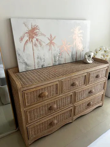 Free chest of drawers