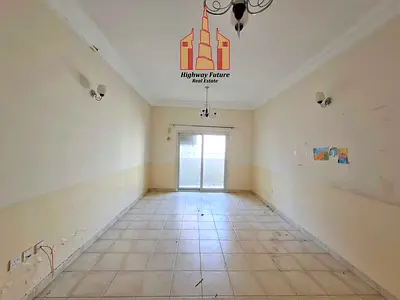 🏡 Spacious 3BHK Apartment | 3 Master Bedrooms | Near Nadha Park | Family Building