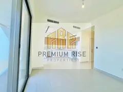 Single Row | Landscaped | Vacant Soon |