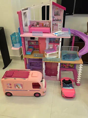 Two Dream houses barbie houses