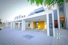 SPACIOUS TOWNHOUSE | READY TO MOVE | GREAT VALUE