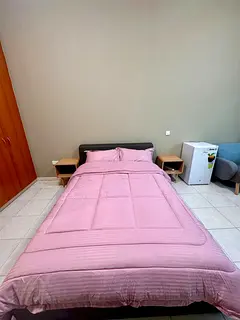 NO COMMISSION - FURNISHED MASTER BEDROOM FOR MONTHLY RENT BESIDE DMCC METRO STATION