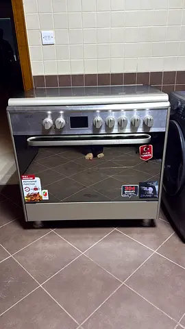 Stainless Steel Freestanding Electric Oven with Ceramic Hob - excellent Condition