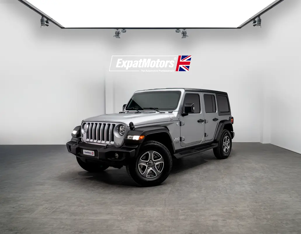 Jeep Wrangler Unlimited 2020 — photo 1 of 20
