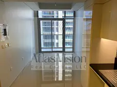LUXURY LIVING | HIGH FLOOR | PRIME LOCATION | VACANT