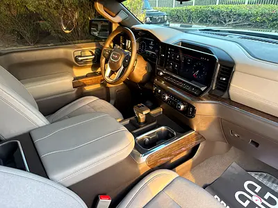 2024 GMC SIERRA 照片 12