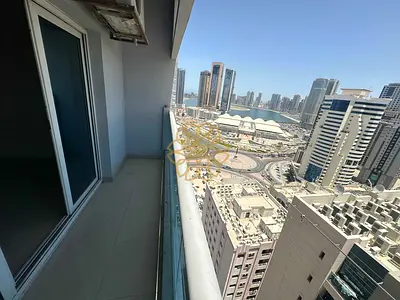 Luxury 3bedroom with balcony and parking free