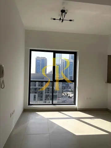 CORNER 1BHK | HIGH FLOOR | 2 BATHS | SPACIOUS LAYOUT | JUMEIRAH GARDEN CITY